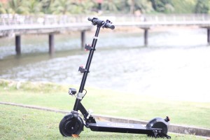electric-scooter-g548